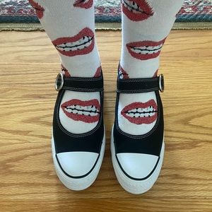 NEW!!!converse 🖤RARE🖤platform black MaryJane style sneakers size 9 womens